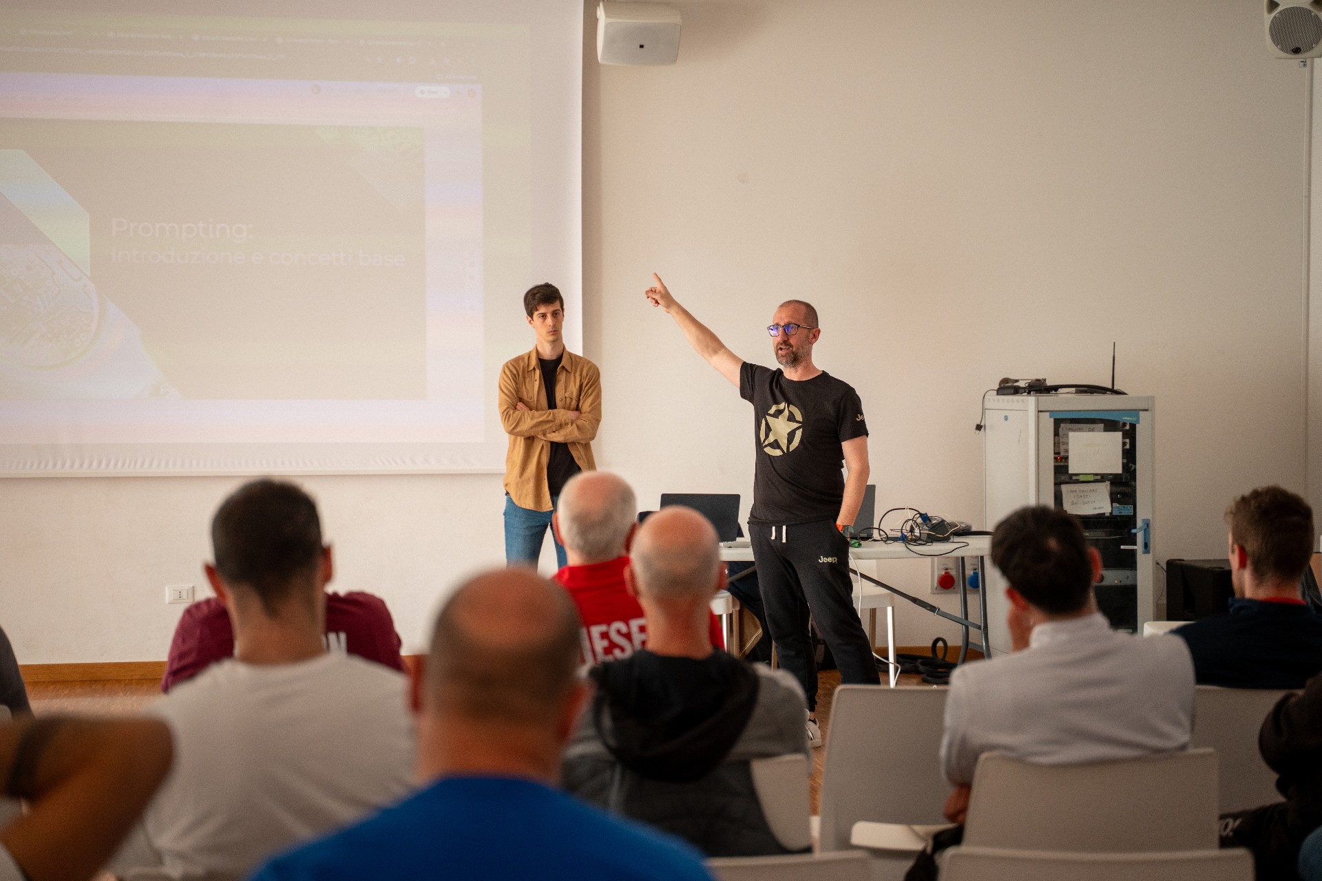 Schermo di un computer con interfaccia NotebookLM utilizzata per il lavoro tecnico nel calcio